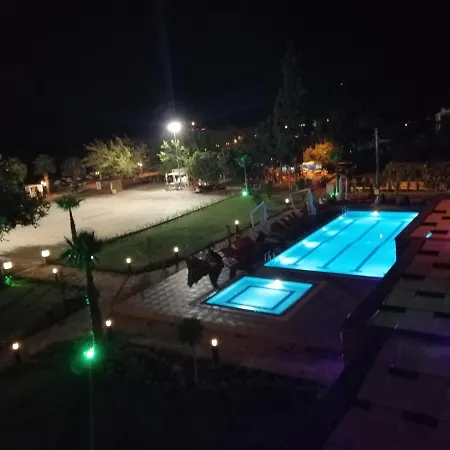 Dogruer Boutique & 住宿加早餐酒店 4*